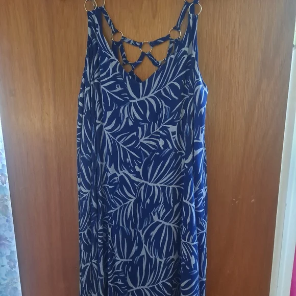 Summer Top - Picture 2 of 2